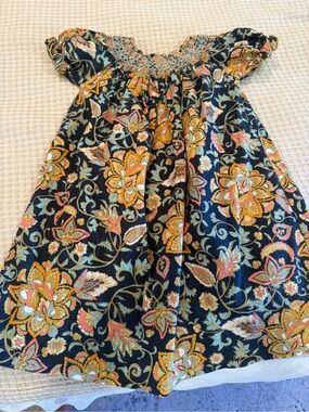 Adorable Le' Za Me girls 4T multi colored dress.